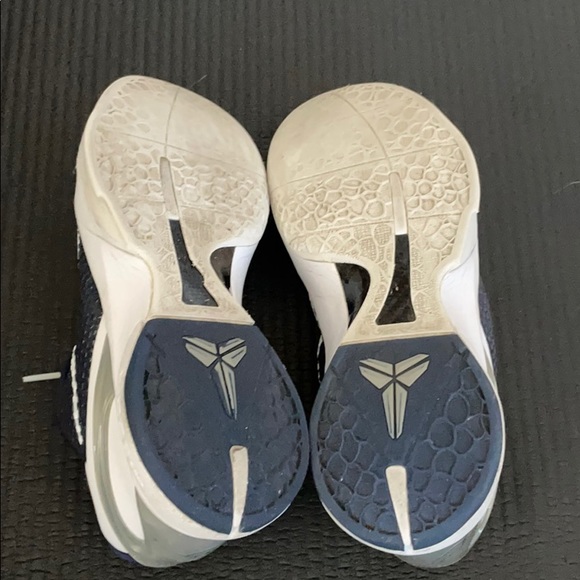 Kobe Bryant Nike Air Zoom 6 size 9.5 - Picture 4 of 5